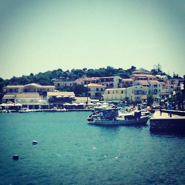 Villa The Olive Grove House Kassiopi Exterior foto